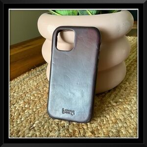 Saddleback Leather iPhone 12 Pro Phone Case